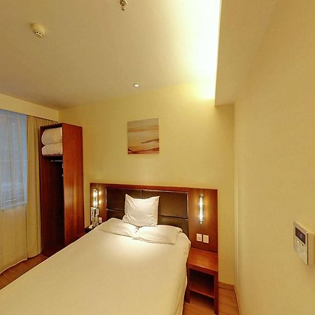 Ji Hotel Shanghai Esterno foto