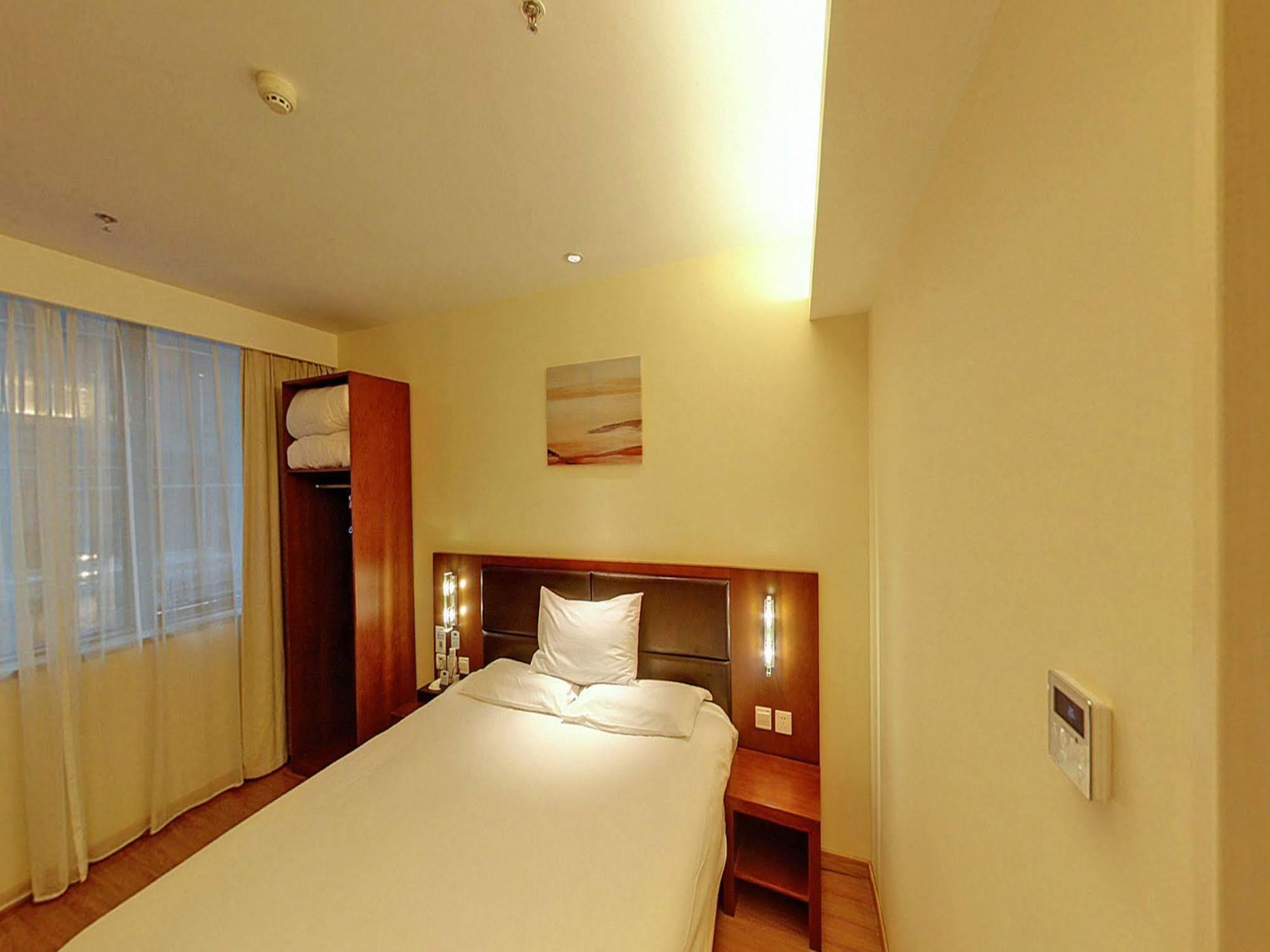 Ji Hotel Shanghai Esterno foto